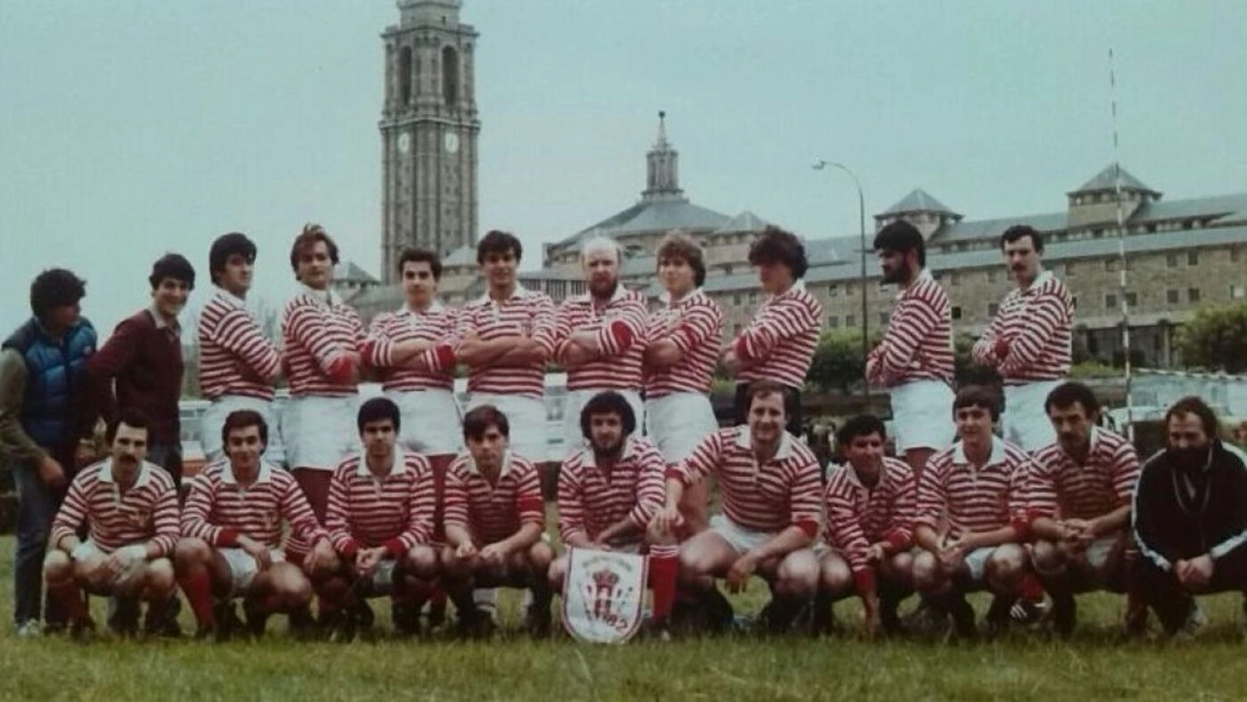 Fotografía histórica de la sección de rugby del Real Sporting de Gijón, publicada por AS